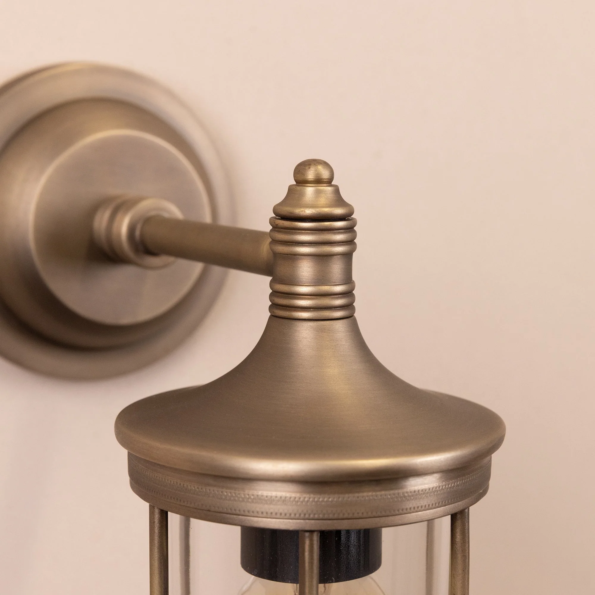 Hampstead Outdoor Wall Lamp | Brass - Image 5