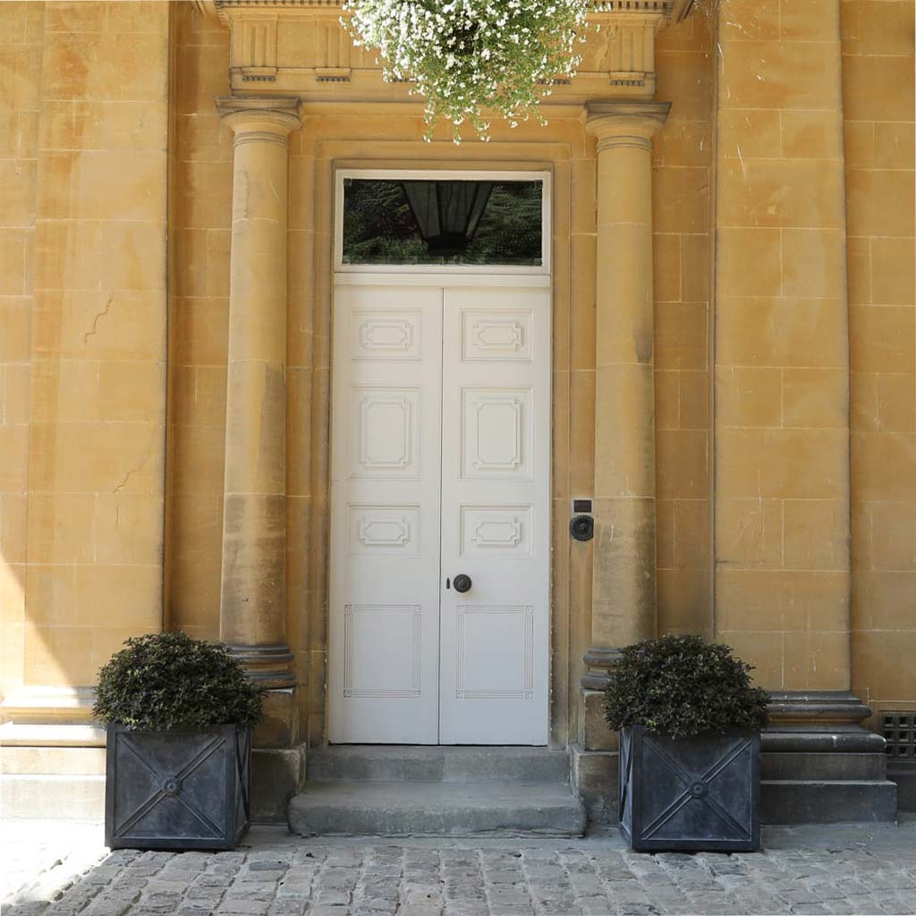 Regency Zinc Planter - Image 5