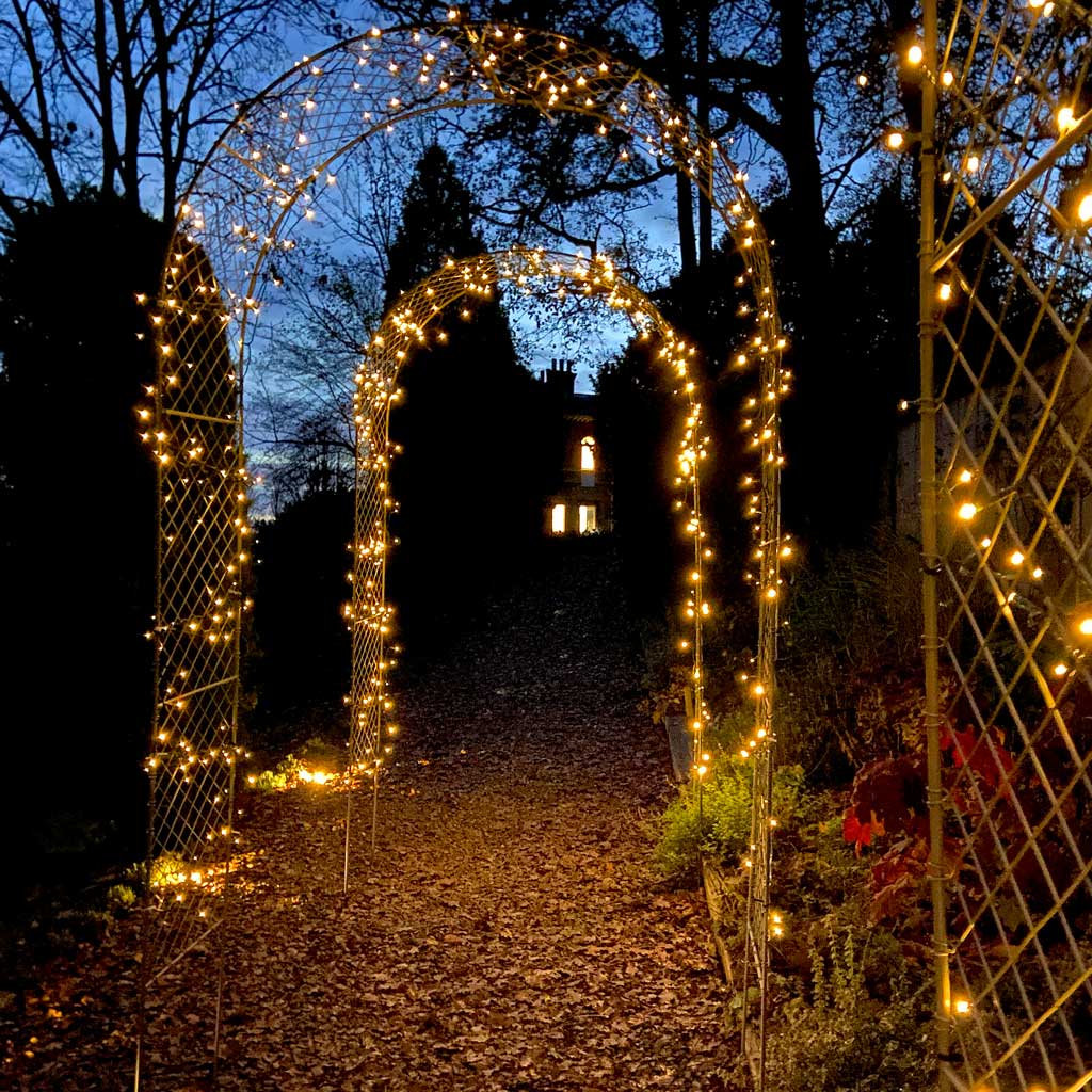 Lyra Solar Fairy Lights - 200 White LEDs - Image 3